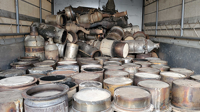 廃棄部品の回収